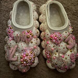 Custom bubble slides